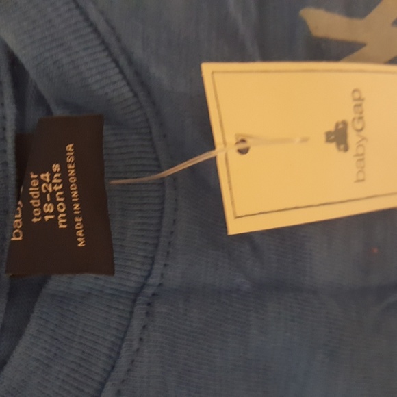NWT baby gap shark tshirt - Picture 3 of 3
